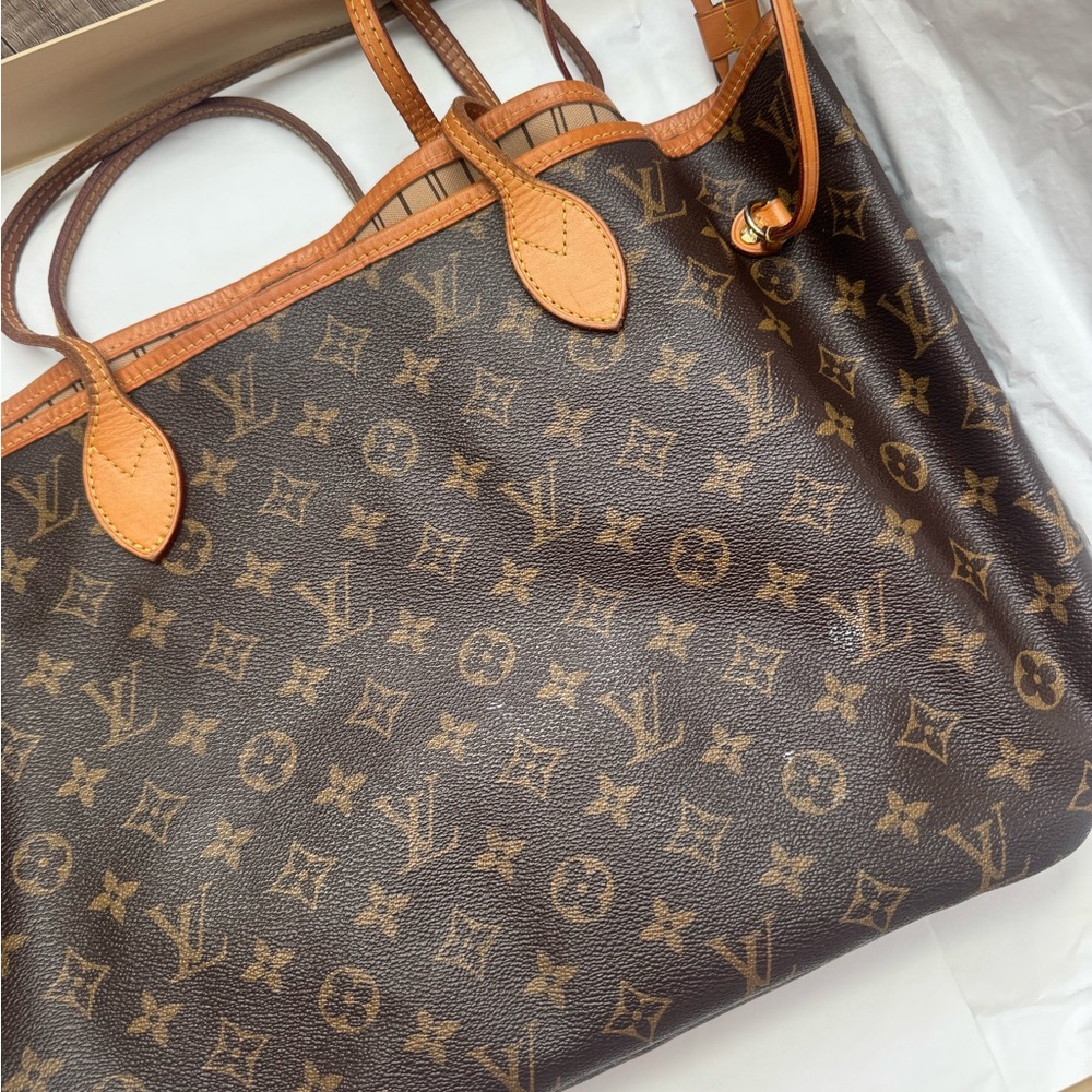 Louis Vuitton Neverfull MM
